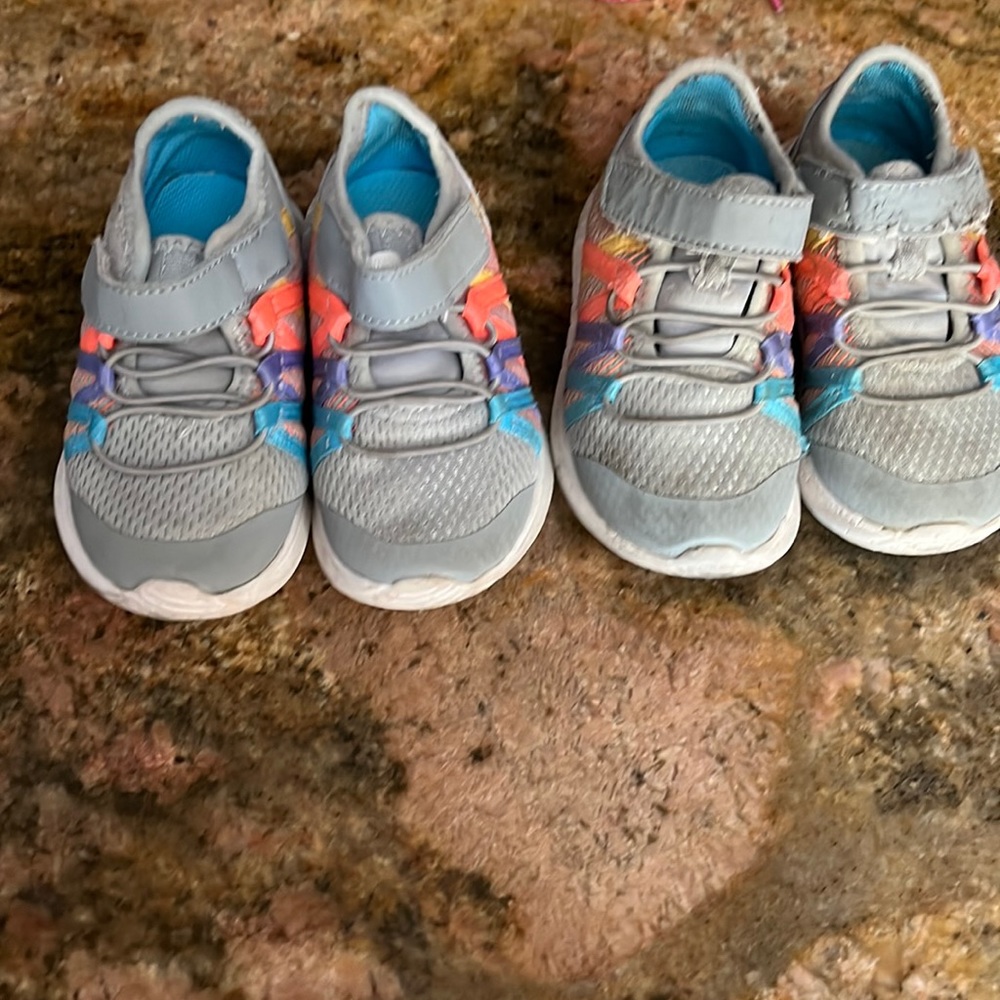 Two pairs flexible sneakers tennis shoes 7 toddler unisex boys girls